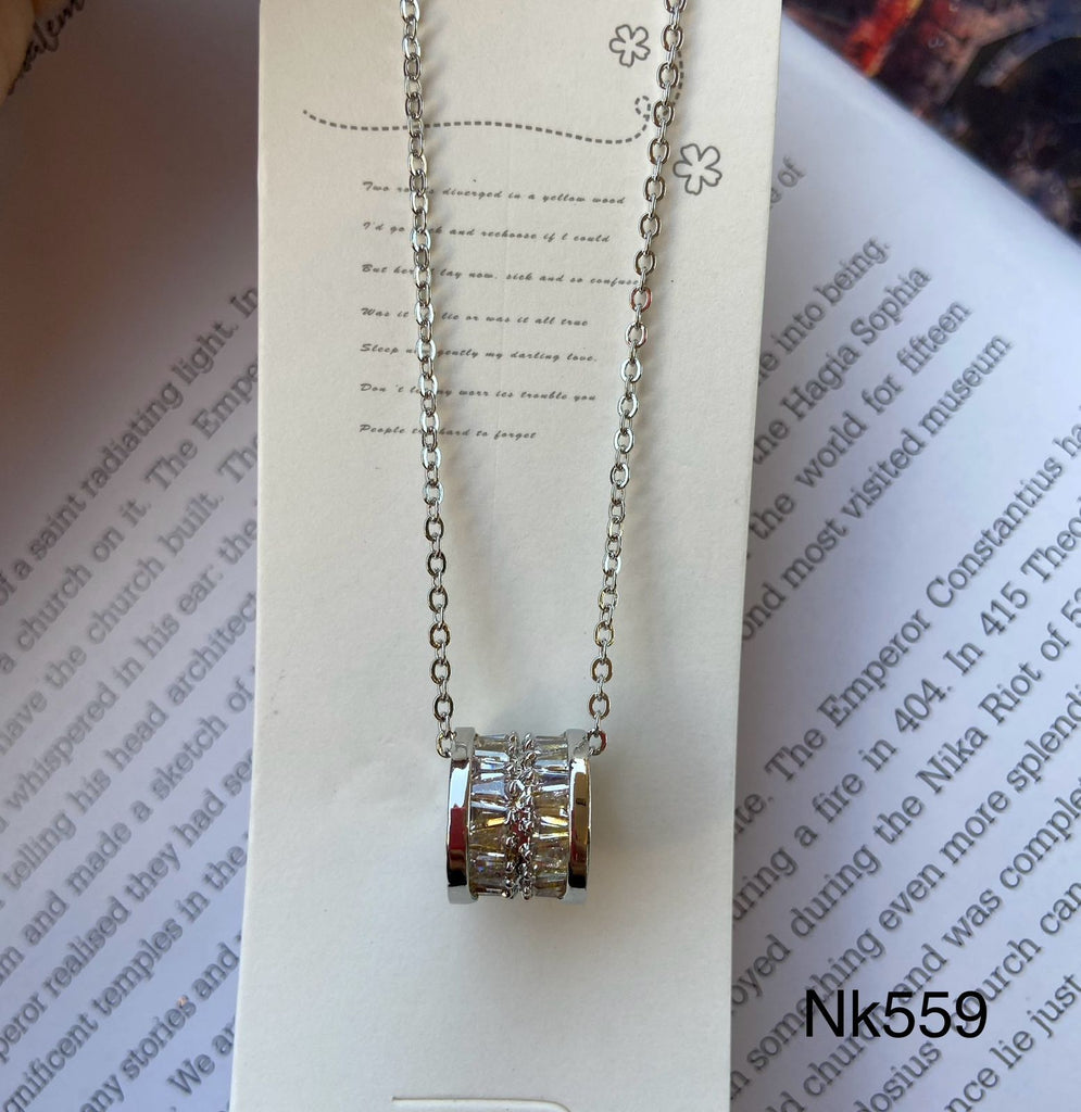 short necklace plated never change color only 50 EGP (nk559)