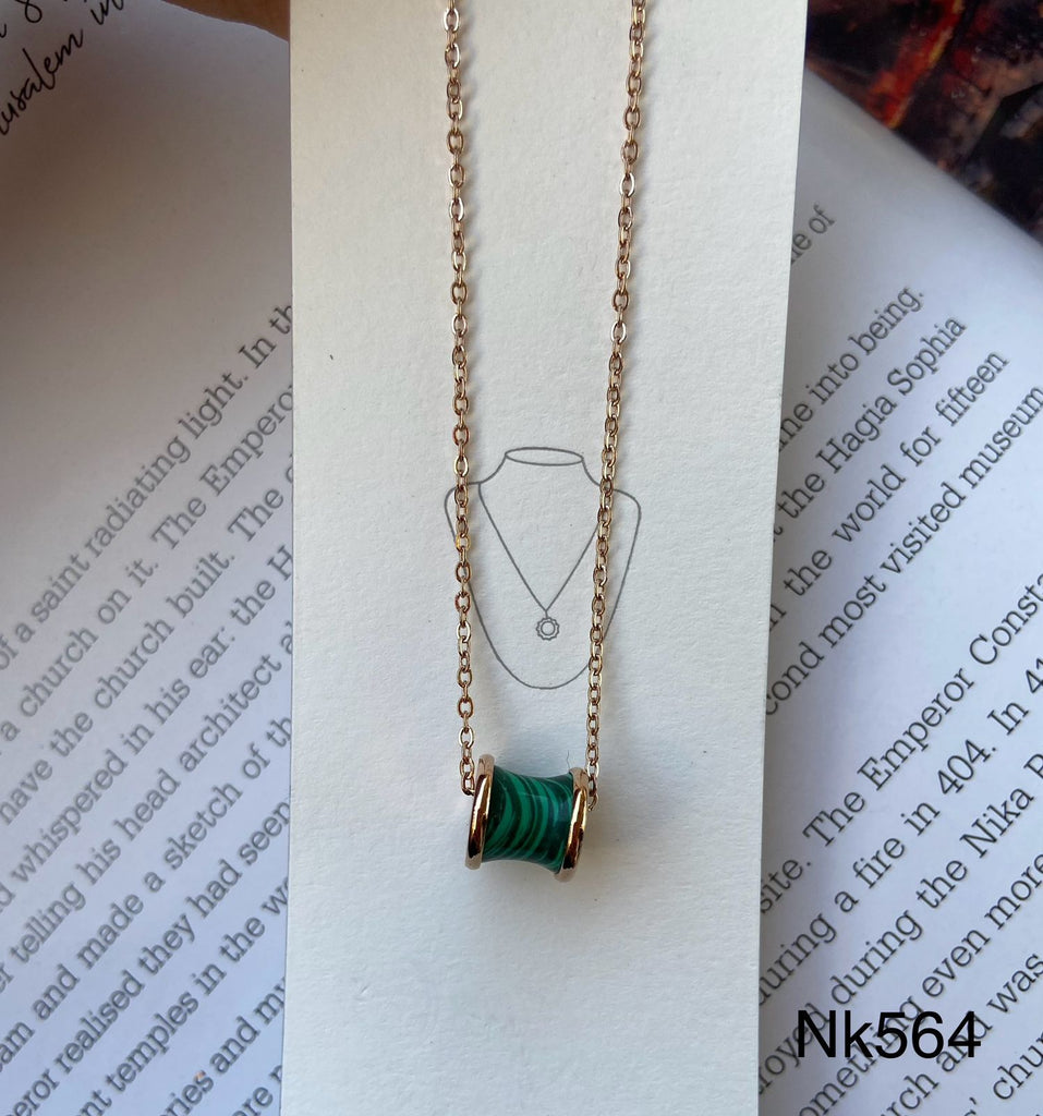 short necklace plated never change color only 50 EGP (nk564)