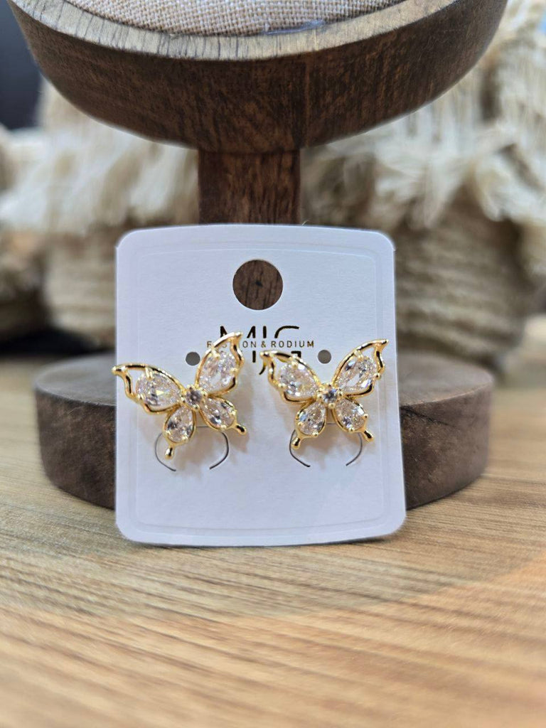 حلق بلاتين✨
السعر ٥٥ 🔥🔥