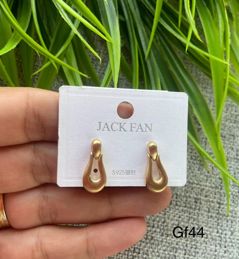 حلق مش بيغيير لون السعر ٢٠ بدل ٣٠ (gf44)