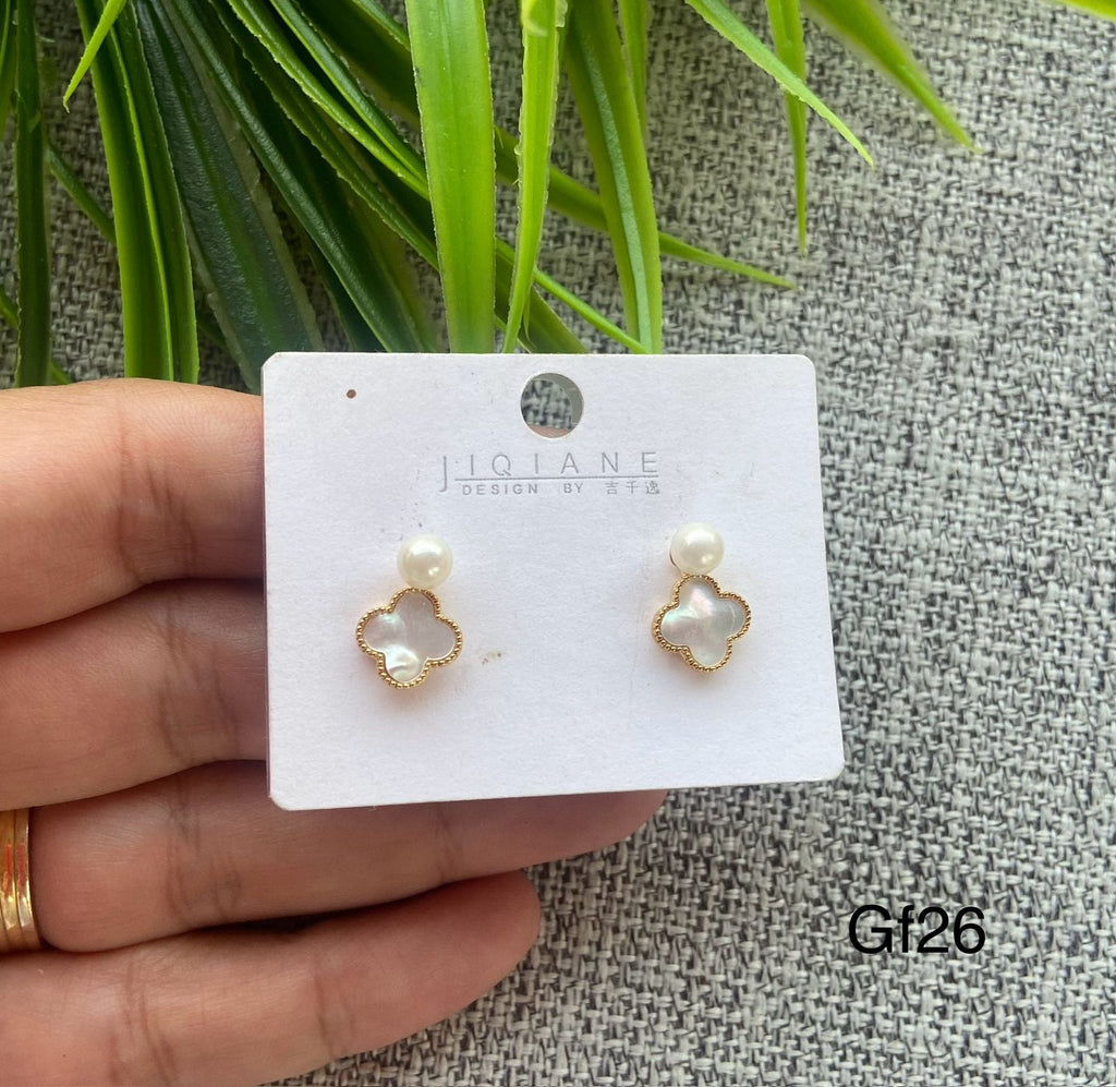 حلق مش بيغيير لون السعر ٢٠ بدل ٣٠ (gf26)