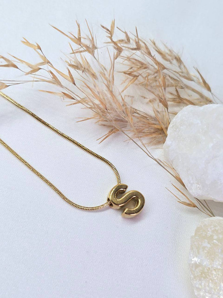 سلسلة حروف stainless steel ✨
السعر ٣٥ حرف s