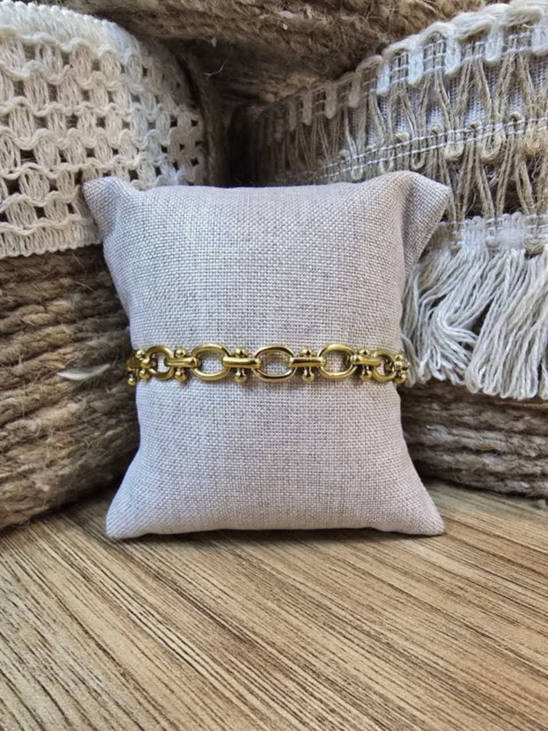 انسيال stainless steel ✨
السعر ٨٠🔥🔥م
