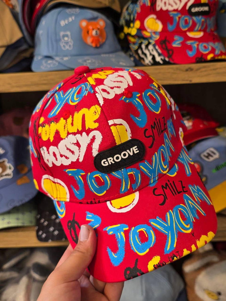 كاب اطفال سن محير🧢✨
السعر ٩٠