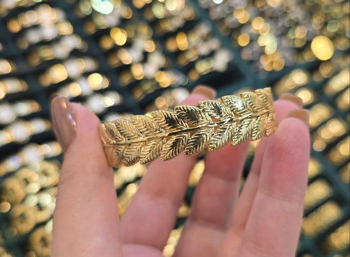 اسوره stainless steel ✨
السعر ٦٠🔥🔥 ريش