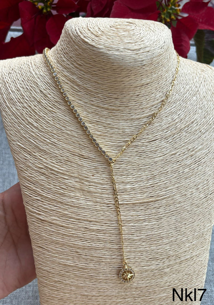 سلسلة طويلة gold plated  
فصوص زيركون 
السعر ١٣٥ (nkl7)