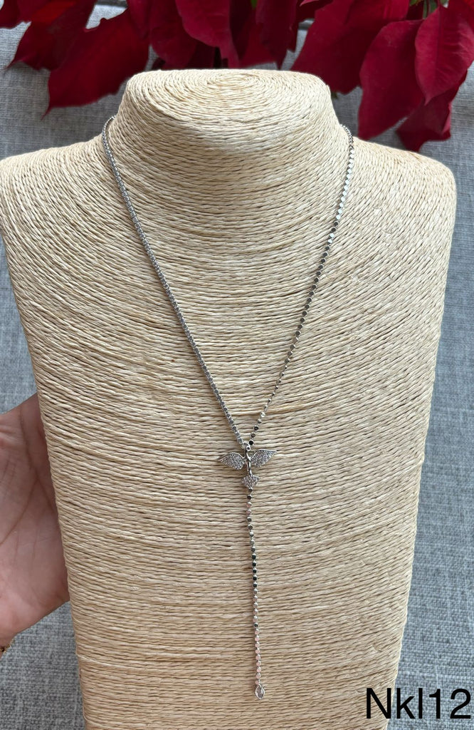سلسلة طويلة gold plated  
فصوص زيركون 
السعر ١٣٥ (nkl12)