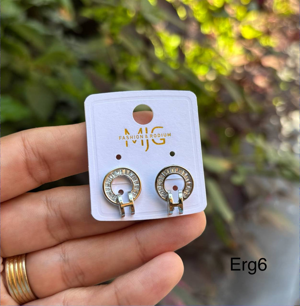 حلق platinum✨️
السعر ٦٠ (erg6)