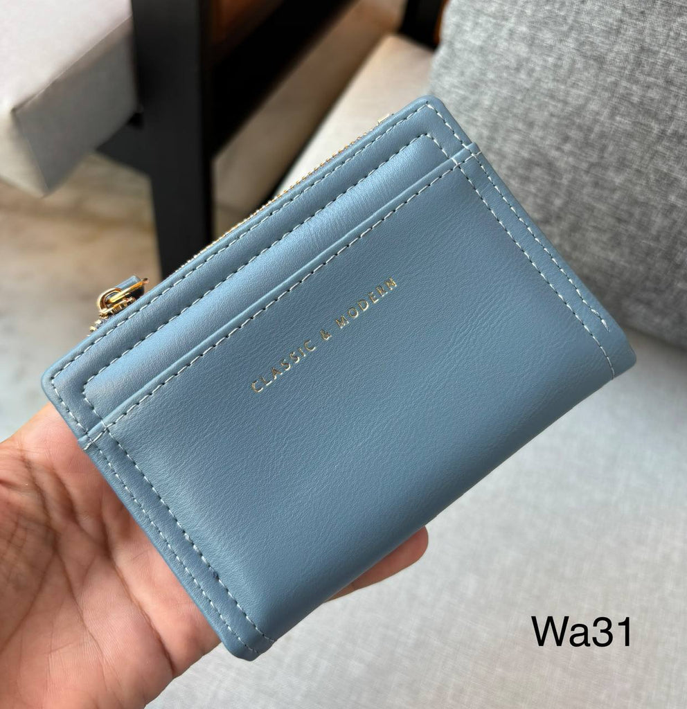 محفظة حريمي سوستة و كبسونة مقاس ١٣×٩ سم السعر ١٥٠ (wa31)