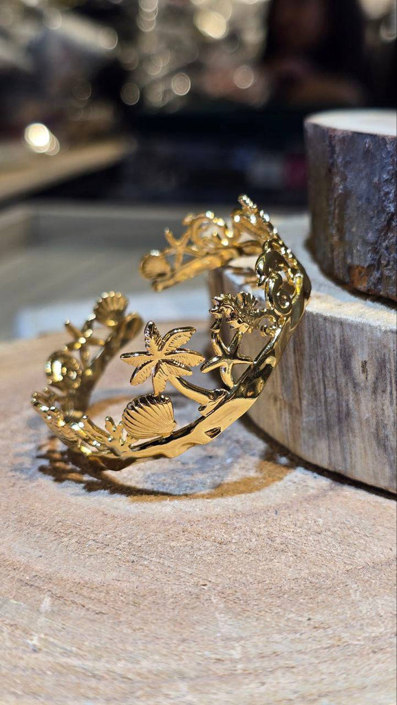 اسوره stainless steel ✨
السعر ٦٠🔥🔥