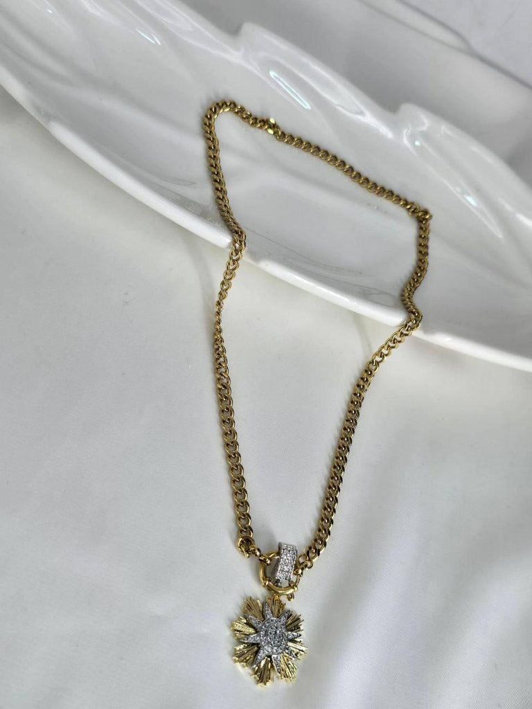 سلسلة stainless steel ✨️
السعر ١٢٠🔥