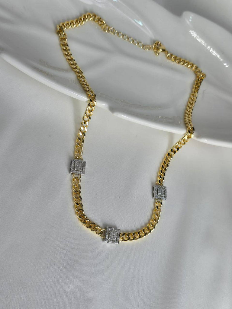 سلاسل Gold plated ✨
السعر ١٣٠ مربعات سيلفر